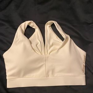 TRADING/PLEASE Read ... GYMSHARK x Whitney Simmons